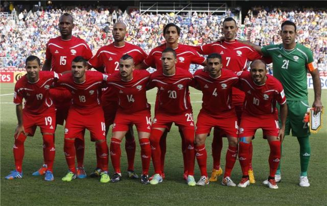 الدوري الإنجليزي بالعربي