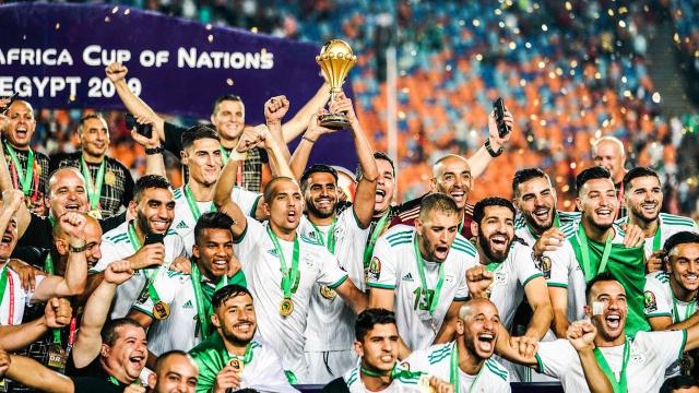 تشكيلة الجزائر ضد سيراليون