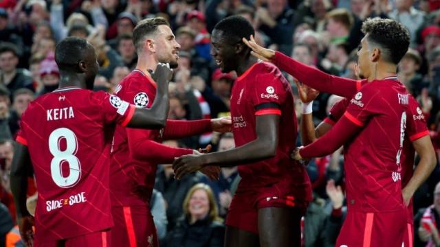 تشكيلة ليفربول ضد مانشستر يونايتد