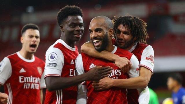 تشكيلة ارسنال ضد مانشستر يونايتد