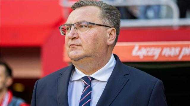 بولندا تمنع لاعبها من المشاركة في مونديال قطر بعد انتقاله لنادي روسي
