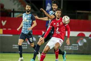 حكم مباراة الأهلي وبيراميدز السبت...