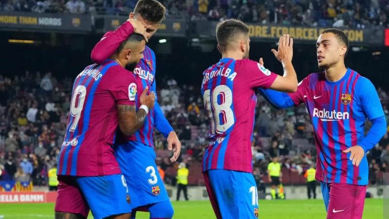 معلق مباراة برشلونة وبوماس أونام في نهائي كأس خوان جامبر