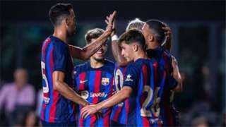 تشافي يتحدث عن تعادل برشلونة...