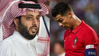 ترك آل الشيخ يحاول إقناع...