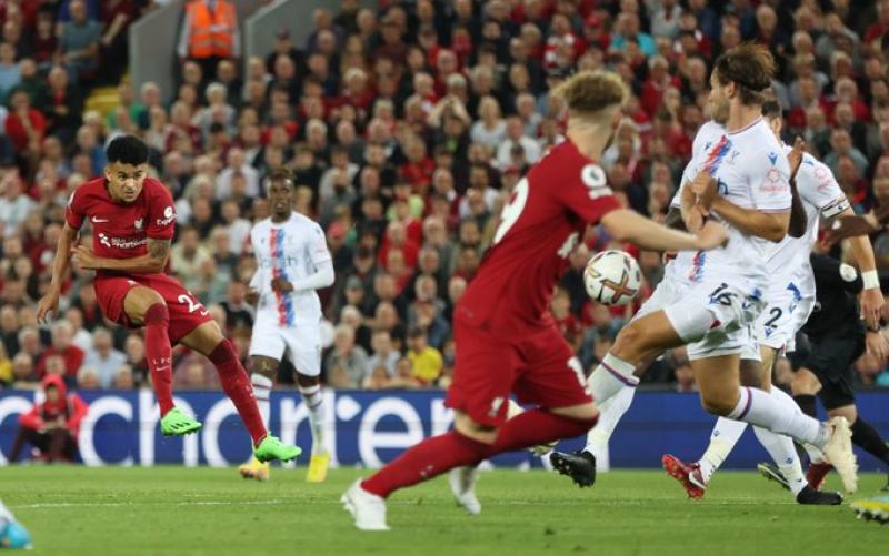 أهداف مباراة ليفربول وكريستال بالاس اليوم