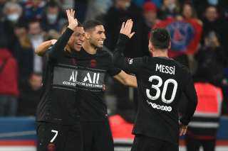برشلونة يستهدف لاعب باريس سان...