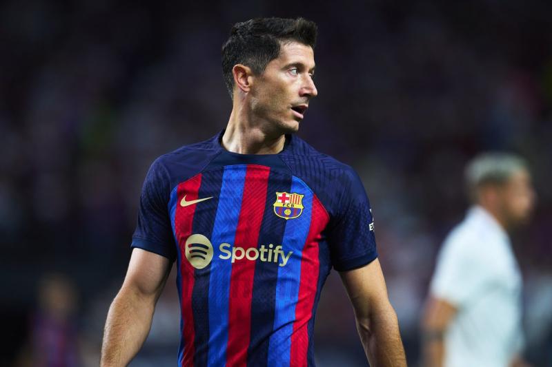 ليفاندوفيسكي يتعرض للسرقة في برشلونة