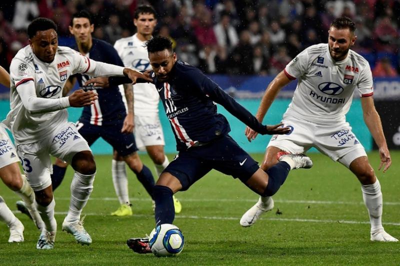 معلق مباراة أولمبيك ليون وباريس سان جيرمان اليوم الأحد 18/9/2022 والقنوات الناقلة في الدوري الفرنسي