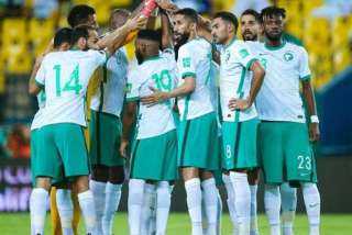 القنوات الناقلة لمباراة السعودية والإكوادور...
