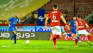 حكم مباراة الأهلي والزمالك في...