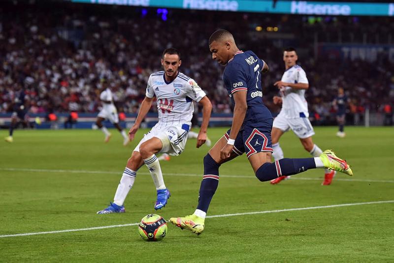 القنوات المفتوحة الناقلة لمباراة باريس سان جيرمان وستراسبورج اليوم في الدوري الفرنسي 2022-2023