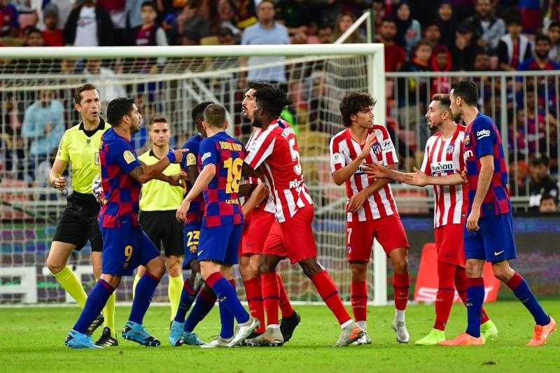 ما هى القنوات الناقلة لمباراة برشلونة وأتليتكو مدريد الأحد 8-1-2023 في الدوري الإسباني؟