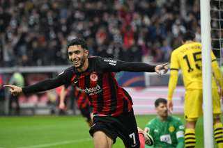 نيوكاسل وتوتنهام يستهدفان نجم منتخب...