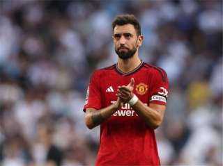 برونو فيرنانديز يرفض عرضًا فلكيًا...