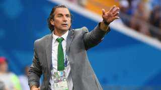 المنتخب البحريني ينهي تعاقد بيتزي...