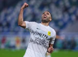 حمدالله يخطف الأضواء بفوز الاتحاد...