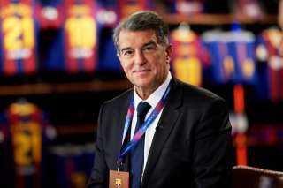 برشلونة يفتح باب الرحيل لـ...