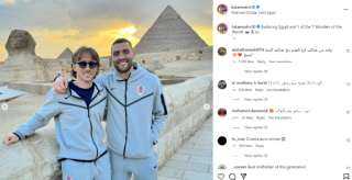 لوكا مودريتش يستمتع بزيارة الأهرامات...