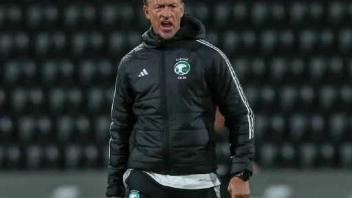 رسميًا..نجم دفاع المنتخب السعودي خارج...