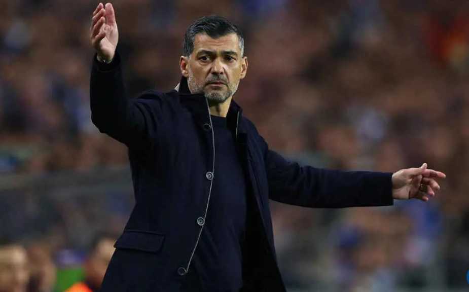رسميًا.. سيرجيو كونسيساو مدربًا جديدًا لنادي ميلان حتى 2026