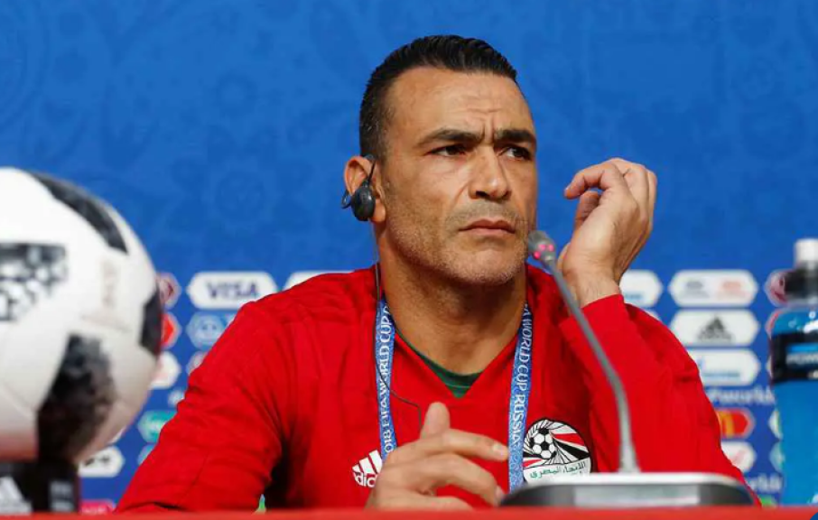 عصام الحضري