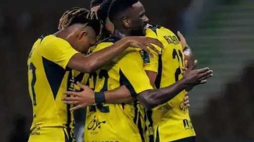 معلق مباراة الاتحاد والأخدود في...