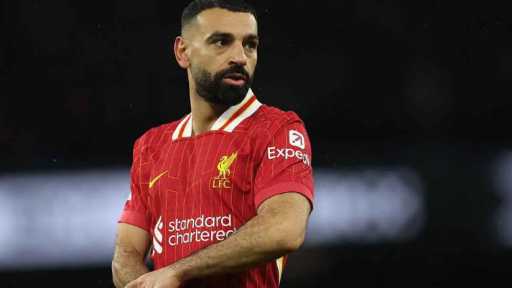 صحف فرنسا تمنح محمد صلاح ”أسوأ تقييم” بعد الإقصاء أمام سان جيرمان