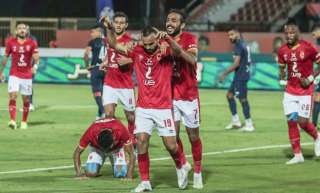 معلق مباراة الأهلي وإنبي السبت...