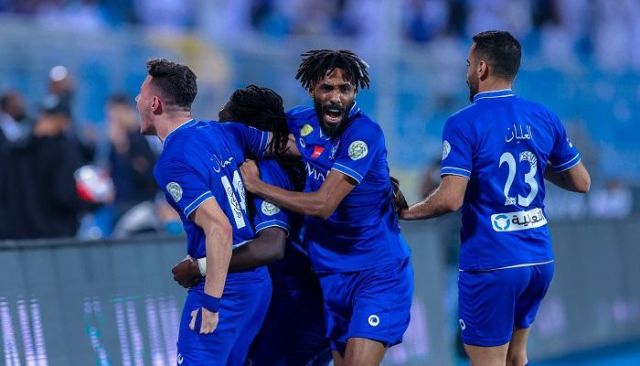 الرائد ضد الهلال